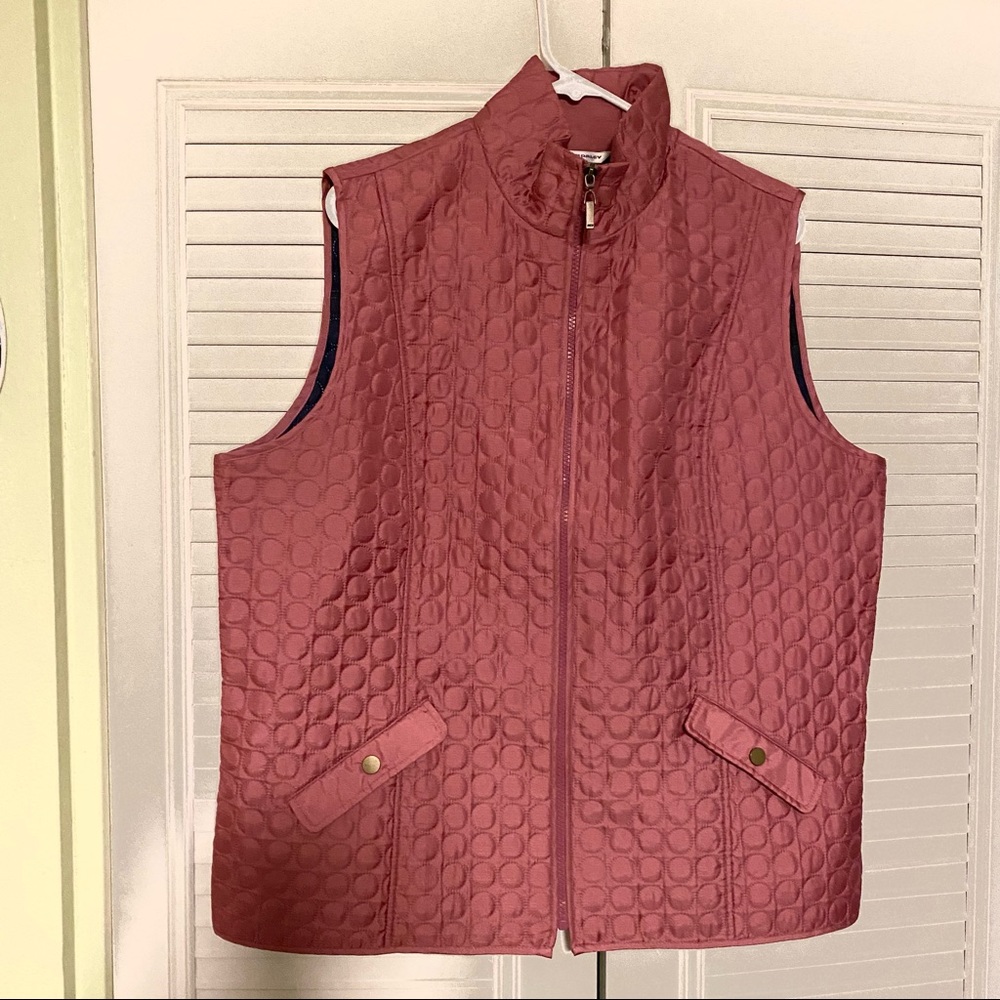 Pale pink quilted vest, size 16
